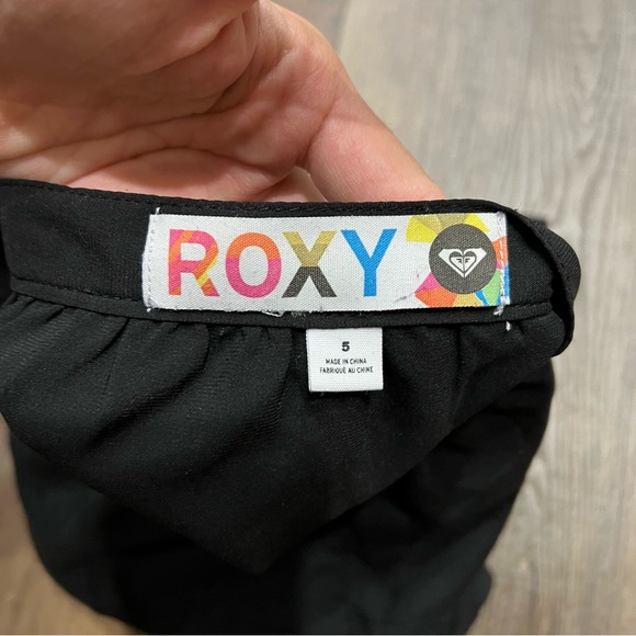 Roxy Black mini skirt - Picture 8 of 9